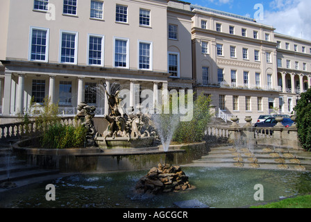 Fontaine de Neptune, La Promenade, Cheltenham, Gloucestershire, Angleterre, Royaume-Uni Banque D'Images