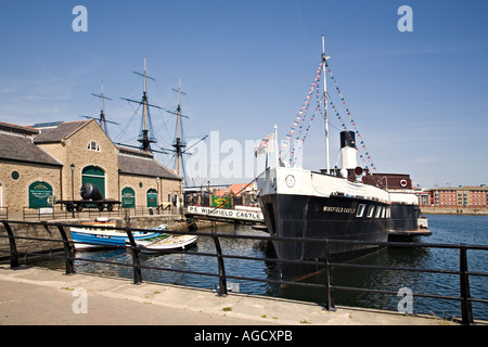 Bateau à aubes Wingfield Château amarré au centre maritime à Hartlepool England UK Banque D'Images
