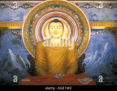 Fresque de Bouddha contre la Roue du Dharma, Temple de Sri Lanka Talalla Banque D'Images