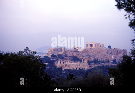 Grèce Athènes l'Acropole qui signifie haute ville est le plus important monument ancien de l'hémisphère occidental Banque D'Images