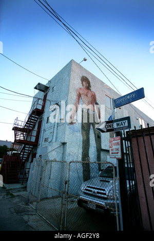 Venice Beach, Los Angeles en Californie, avec des amuseurs publics et des clochards et les graffitis et les couchers de soleil Banque D'Images