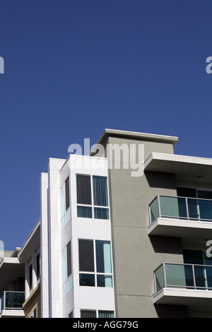 Condos de luxe et appartements sont populaires avec ceux qui en ont les moyens indiqués ici en Californie du sud Banque D'Images