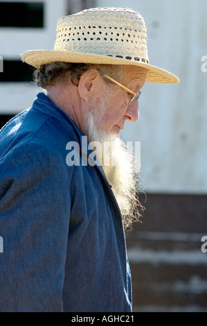 Homme avec barbe blanche la vie Amish à Millersburg et Sugar Creek Holms Ohio Comté Banque D'Images