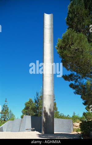 Israël Jérusalem Yad Vashem pilier d'héroïsme Banque D'Images