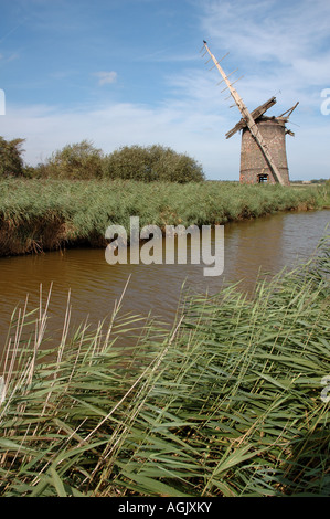 Brograve l'abandon de l'usine de drainage, près de Norfolk Broads, Horsey, Parc National Banque D'Images