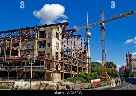 Le démontage de l'ancien édifice du parlement de la RDA, Berlin Allemagne Banque D'Images
