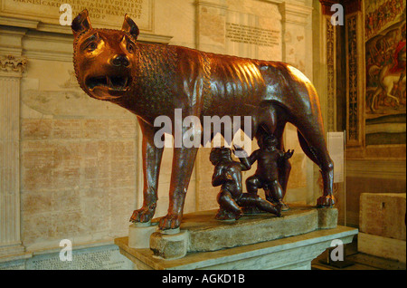 Romulus Remus sculpture Museo Nuovo Palazzo dei Conervatori les musées du Capitole Rome Italie Europe Banque D'Images