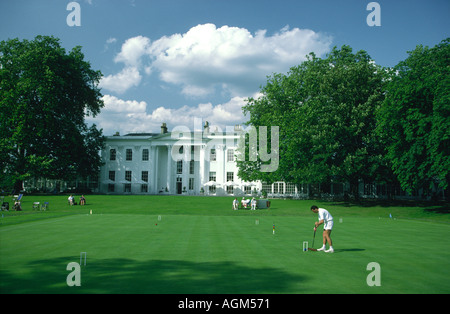 Match de croquet sur la pelouse de l'ouest de Londres Club Hurlingham Banque D'Images