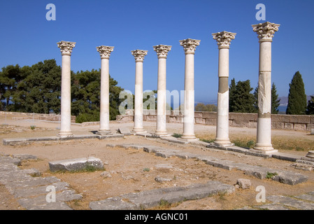 dh Temple d'Apollon ASKLEPEION GRÈCE KOS Temple d'Apollon piliers ruinés deuxième terrasse ancienne école grec ruine site ruines Banque D'Images