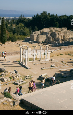 Dh Temple of Apollo ASKLEPEION GRÈCE KOS'escalade des mesures pour troisième terrasse Temple of Apollo ruiné piliers Banque D'Images