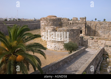 Dh Château de Neratzia KOS GRÈCE KOS Château médiéval de Neratzia Chevaliers de St Jean l'entrée du bâtiment intérieur Banque D'Images