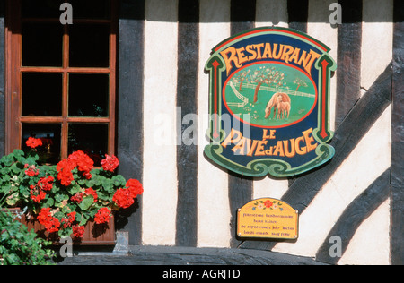 Signe / 'Restaurant Le Pave d'Auge" Banque D'Images