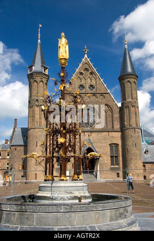 La cour intérieure et le Binnenhof Knight s Hall à La Haye dans la province de Hollande-méridionale Pays-Bas Banque D'Images