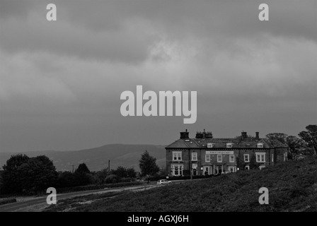 Vue de la Vache et son veau les roches dans Ilkley Banque D'Images