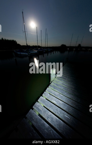 Dans le port de la lune Banque D'Images