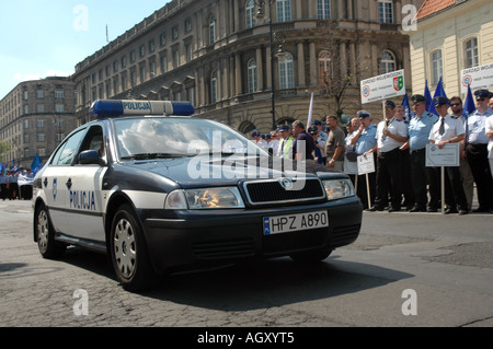 Skoda Octavia voiture de police à Varsovie, Pologne Banque D'Images