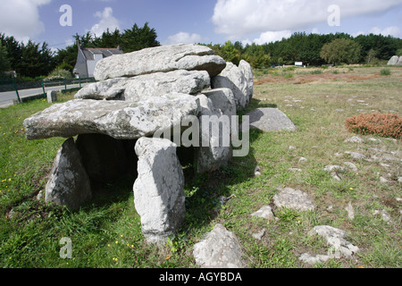 Alignements de Kermario néolithique menhirs menhirs mégalithiques préhistoriques Fin de l'âge de pierre près de Carnac Bretagne France Banque D'Images