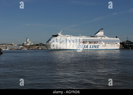 Serenade Silja Ferry Helsinki Banque D'Images