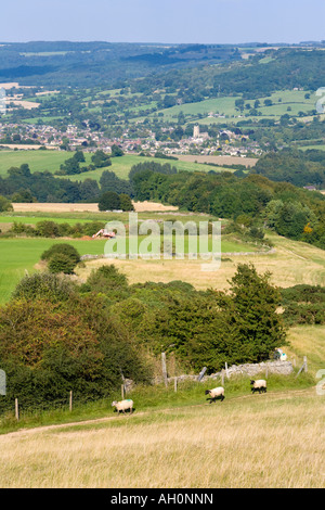 A voir NE vers Winchcombe de Cleeve Common près de Cheltenham, Gloucestershire Banque D'Images