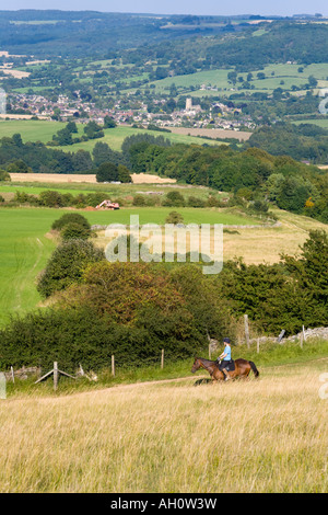 A voir NE vers Winchcombe de Cleeve Common près de Cheltenham, Gloucestershire Banque D'Images