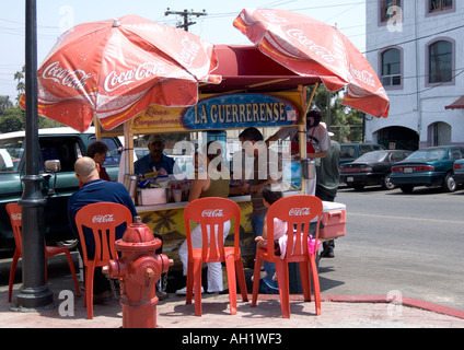 Vender de rue à Ensenada Mexique Banque D'Images