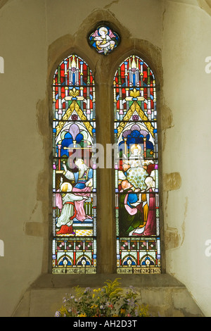 Fenêtre à l'église paroissiale de St Mary à Pakenham, Suffolk, UK Banque D'Images