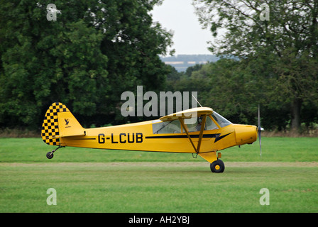 Super Cub PA-18 Avion à Lashenden Headcorn (), Ashford, Kent. Banque D'Images
