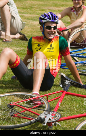 Les cyclistes aux sports d'Ambleside, Lake District, UK Banque D'Images