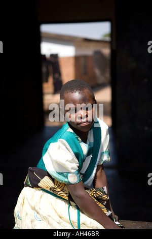 Un enfant à l'accueil de l'espoir, le Malawi, l'orphelinat d'où Madonna a adopté David Banda Banque D'Images