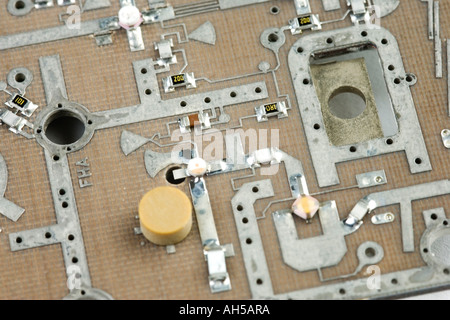 Un circuit fréquence micro-ondes à partir d'un récepteur satellite dish LNB corne d'alimentation Banque D'Images