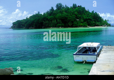 Ile Moyenne de l'Ile Ronde Parc national marin Sainte Anne Seychelles Banque D'Images