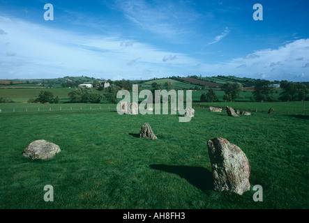 Restes de trois cercles en pierre dans le village de Somerset Stanton Drew Banque D'Images