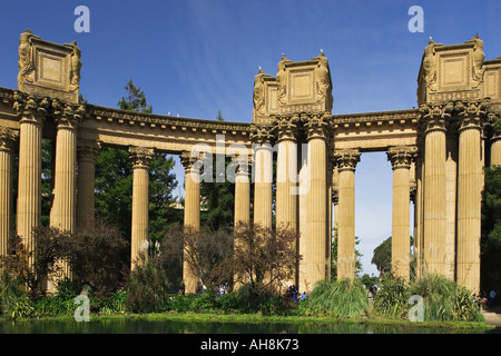 Palace of Fine Arts construit en 1915 situé au Presidio de San Francisco Californie Banque D'Images