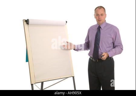 Businessman donnant une présentation à l'aide d'un tableau blanc pour votre propre texte Banque D'Images