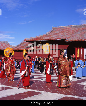 Célébrations du nouvel an au château de Shuri Naha site du patrimoine mondial de l'UNESCO Banque D'Images