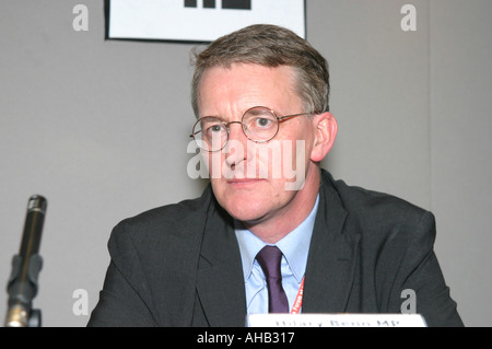 Hilary Benn MP pour Leeds Central du travail du travail Conférence Portrait Oct 2003 Banque D'Images