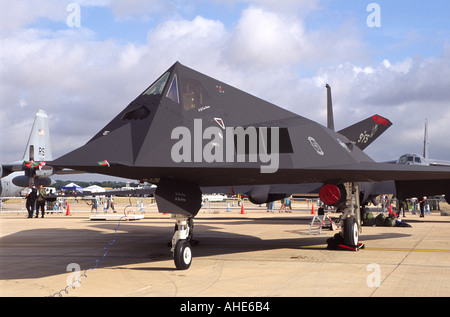 F-117 Nighthawk Stealth Fighter plane, US Air Force, RAF Fairford, Angleterre. Avion est un North American F-117A Nighthawk. Banque D'Images