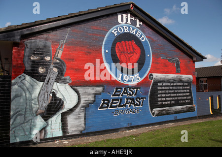 Murales loyalistes dans la région de Dalby inférieur est protestant Belfast Irlande du Nord . UFF Ulster Freedom Fighters murale Banque D'Images