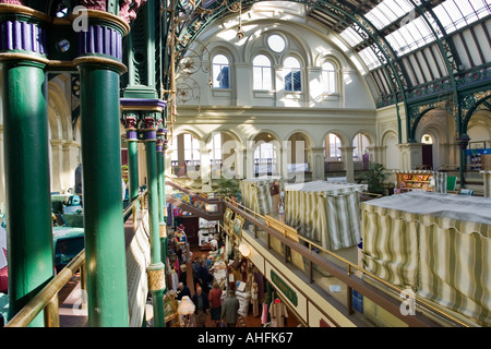 Intérieur de l'édifice Corn Exchange dans Doncaster South Yorkshire England UK Banque D'Images