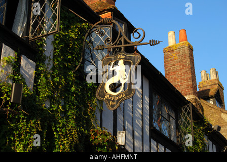 12ème siècle Le Mermaid Inn, Mermaid Street, Rye, East Sussex, Angleterre, Royaume-Uni Banque D'Images