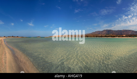 Plage de la côte sud de Crète Crète Elafonissi Elafonissos Elafonisos grec Grèce Europe Banque D'Images