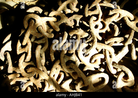 Les chaînes anciennes connecté dans un paquet à Timaru Museum New Zealand Banque D'Images