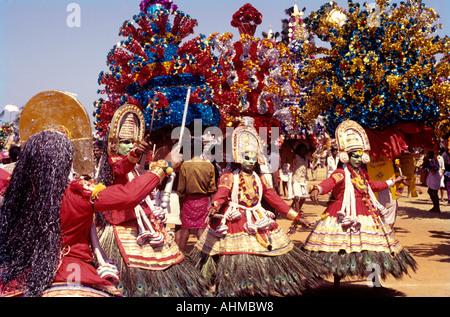 KUMMATTI UNE FORME D'ART TRADITIONNEL DU KERALA Banque D'Images