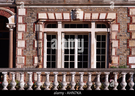 Architecture française. Normandie, base Normandie, Cabourg, Calvados, Côte fleurie. Détail de la Villa l'Argetine (1895) sur la place du jardin du Casino Banque D'Images