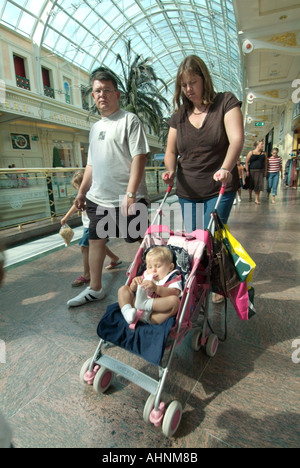 Le Trafford centre urbain nord ouest UK Angleterre Europe Go Grande-bretagne Union Européenne UE Banque D'Images