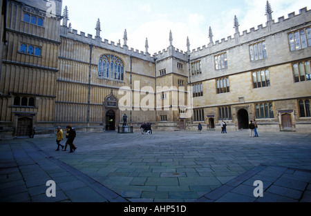 La Bodleian Library La première bibliothèque publique en Europe l'Université d'Oxford Angleterre Royaume-Uni Banque D'Images