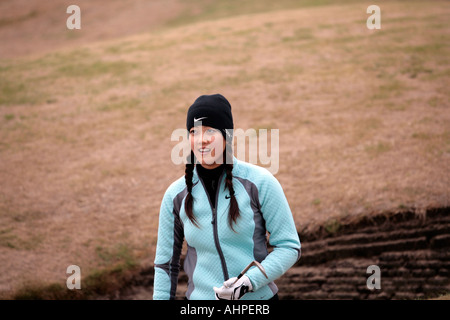 Michelle Wie dans un pot bunker pendant les derniers jours pratique pour la Womens Weetabix British Open au Royal Lytham en 2006. Banque D'Images