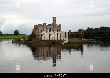 Castle Island sur Lough Key Forest Park Irlande Banque D'Images