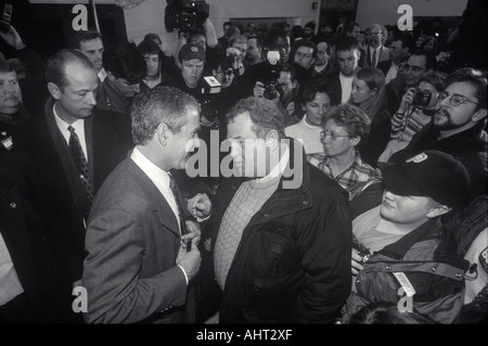 George W Bush parlant à Londonderry NH Secondaire Janvier 2000 Banque D'Images