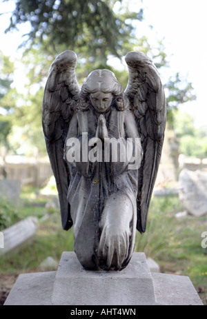 Ange Priant tombstone. St Nicholas Church, Chiselhurst, Kent, UK Banque D'Images